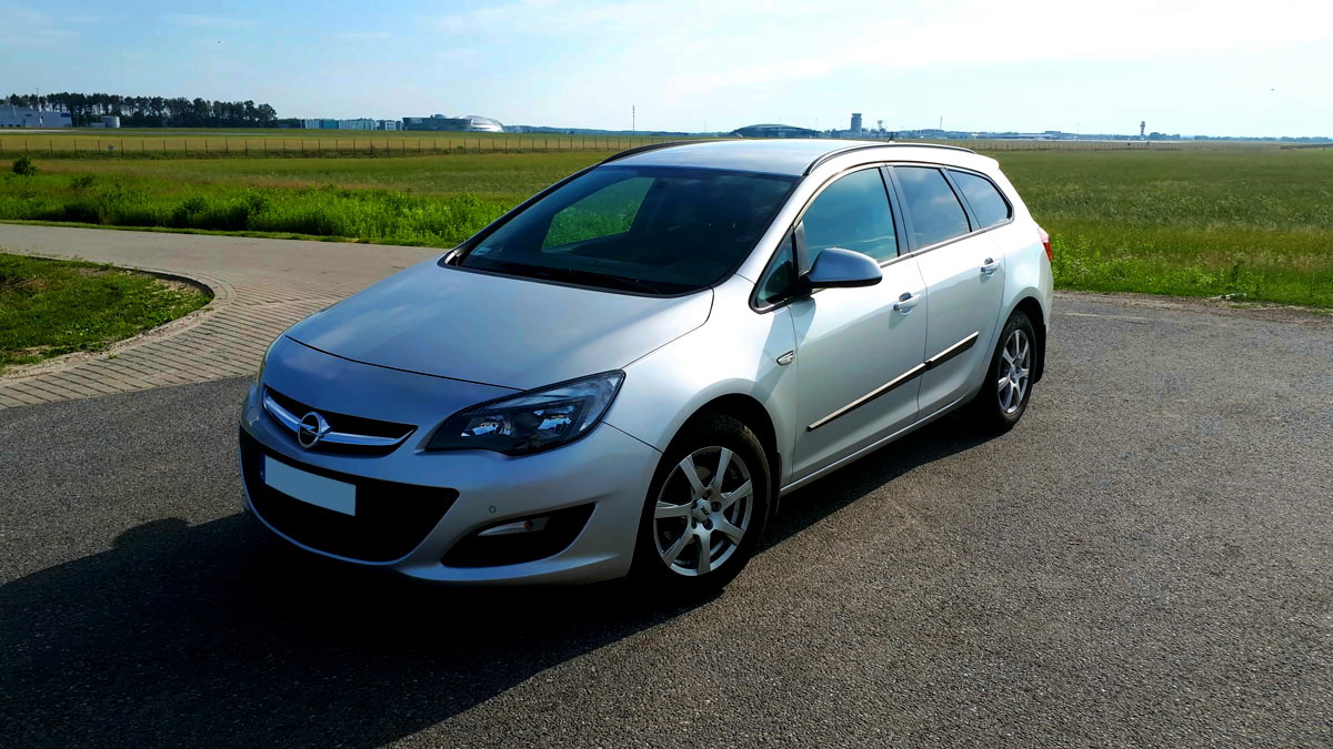 Опель универсал 1.4. Opel Astra j 1.4. Opel Astra j 1.4 Turbo. Opel Astra j 1.6 2011.